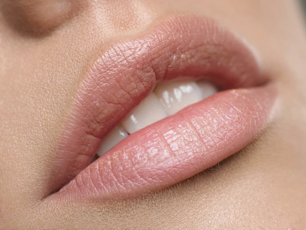 Cómo exfoliar tus labios y hacerlos más bellos