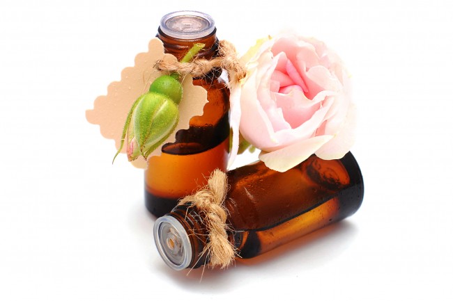 5 usos cosméticos del aceite esencial de árbol de té