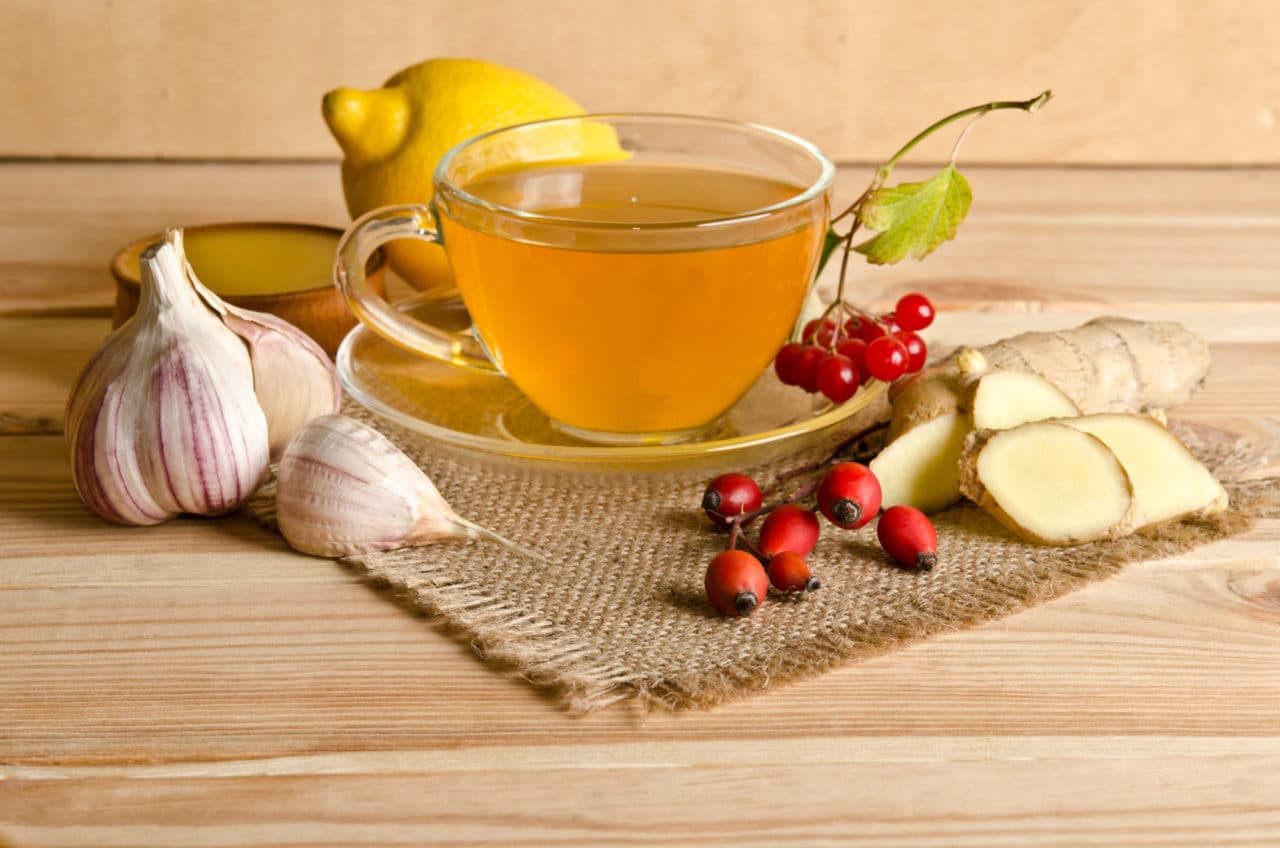5 beneficios que obtienes por tomar té de ajo cada mañana
