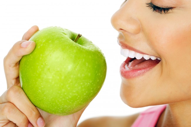 6 beneficios que obtienes por comer una manzana todos los días