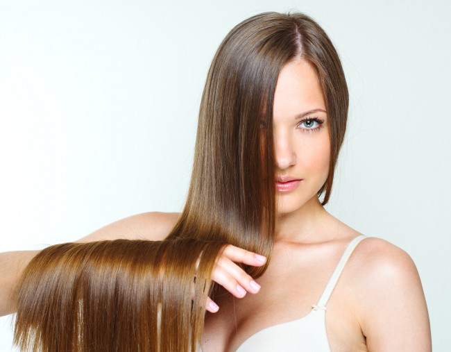 Cómo ofrecerle un aroma delicioso a tu cabello con la ayuda de 4 alternativas naturales
